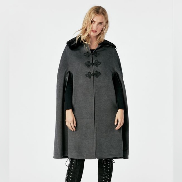 JUSTFAB Faux Fur Collar Cape Coat - Picture 1 of 6